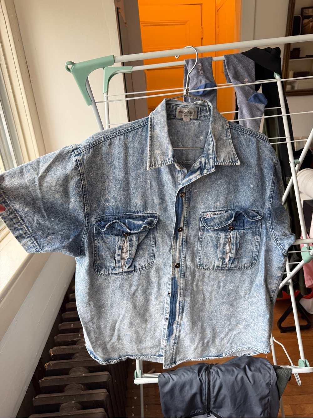 Short-Sleeve Denim Button-Up Shirt - Light Blue Acid Wash